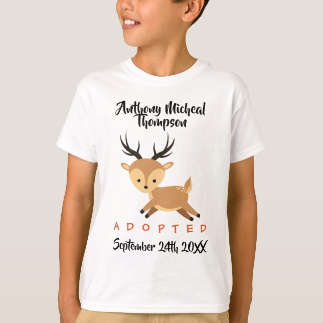 T-shirt Adoption adoptée de région boisée de cerfs communs (Devant)