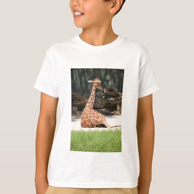 T-shirt adorable Giraffe assise (Devant)