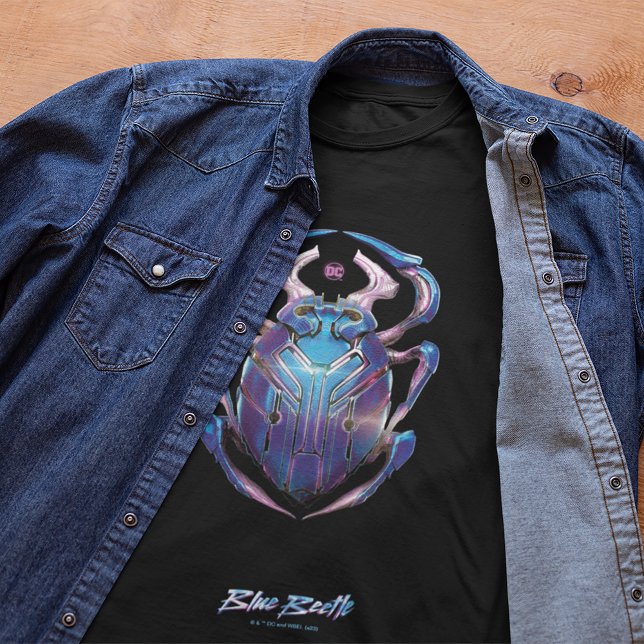 T-shirt Affiche théâtrale Blue Beetle Scarab (Shirt laid inside jacket)