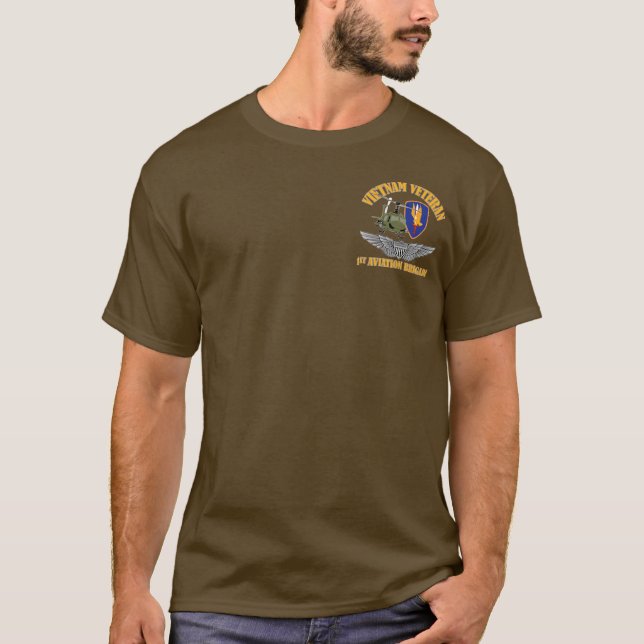 T-shirt Ailes d'aviateur de vétérinaire du Vietnam (Devant)