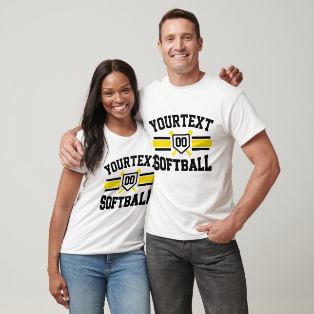 T-shirt AJOUT PERSONNALISÉ NOM Softball Player Varsity Tea (Unisexe)