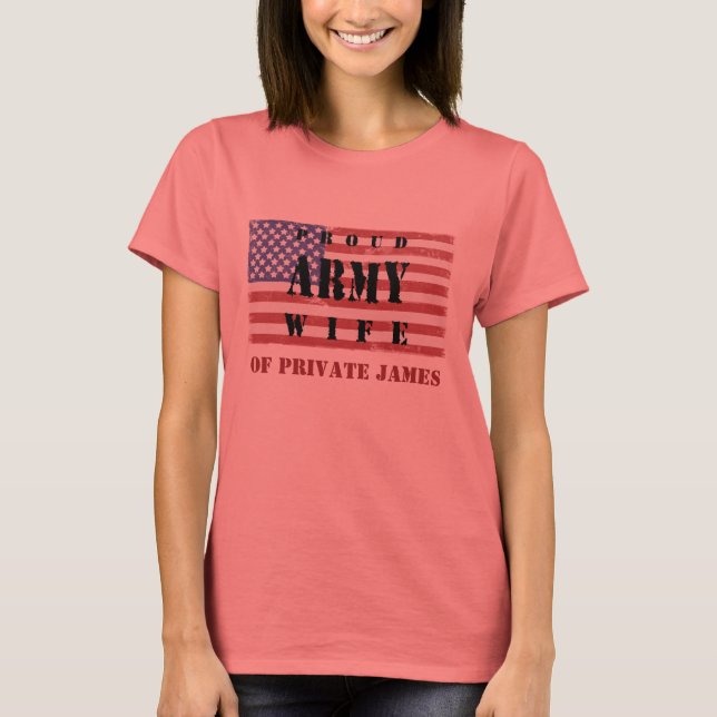 T-shirt Ajouter le nom de votre mari Fier Armée Femme Chem (Devant)