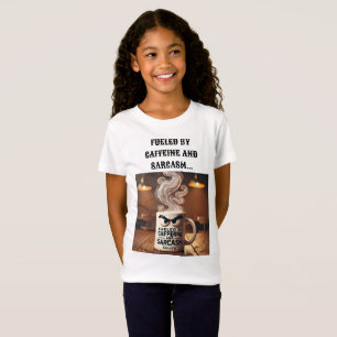 T-Shirt Alimenté par Caféine & Sarcasme Tee Design.