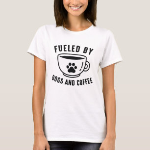 T-shirt Alimenté Par Des Chiens Et Du Café