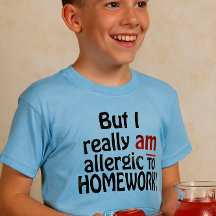 T-Shirt 'Allergisch gegen Hausaufgaben'