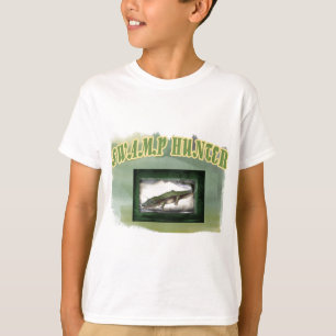 T-shirt Alligator de Camo posé par chasseur de marais