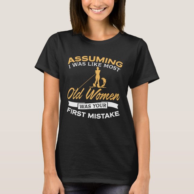 T-shirt Amants drôles de ski d'eau de dames âgées (Devant)