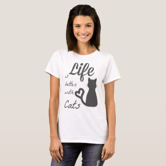 T-shirt améliorez avec des chats