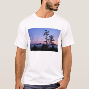 T-shirt Amérique du Nord, Canada, île de Vancouver, arbr