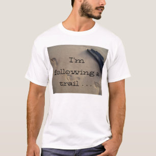 T-shirt Amour de traînée d'empreintes de pas de sable de