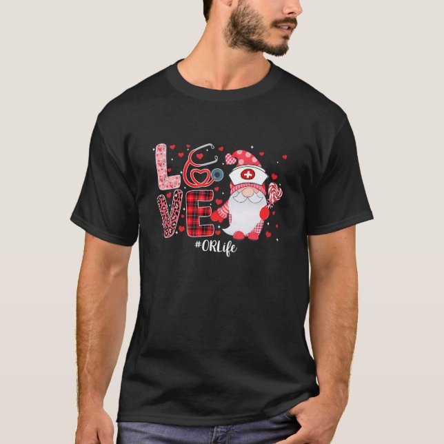 T-shirt Amour ou vie Infirmière Gnome Funny Valentines Day (Devant)