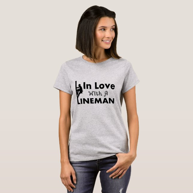 T-shirt Amoureux Avec Un Lineman (Devant entier)