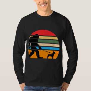 T-shirt Amoureux des chiens Bigfoot Retro Design Chihuahua