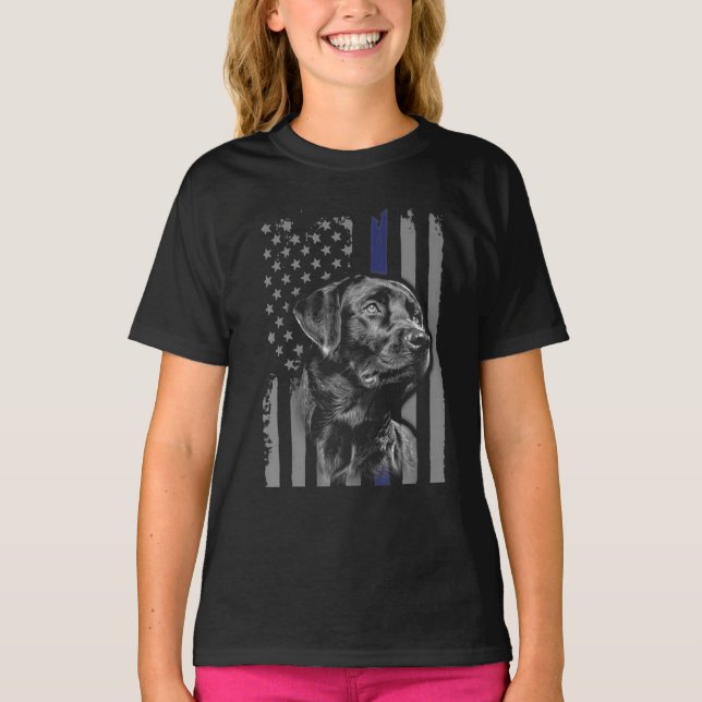 T-shirt Amoureux des chiens | Black Labrador American Flag (Devant)