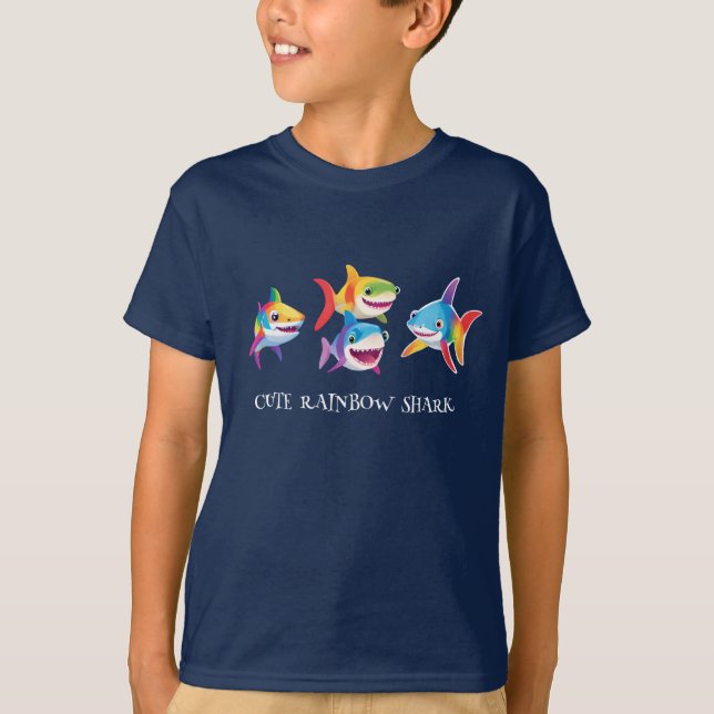 T-shirt Amusante fête d'anniversaire de requin arc-en-ciel (Devant)