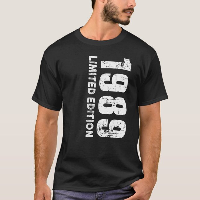 T-shirt and 1989 (Devant)