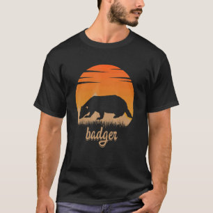 T-shirt Animaux Badger Chaud Dans La Montagne Dans La Natu
