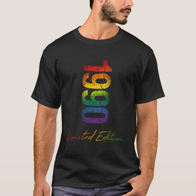 T-shirt Anniversaire 1990 Année Limitée Lgbtq Rainbow Prid (Devant)