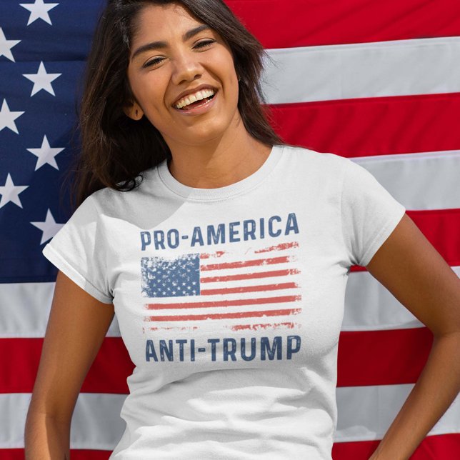 T-shirt Anti-Trump pro-américain (Créateur téléchargé)