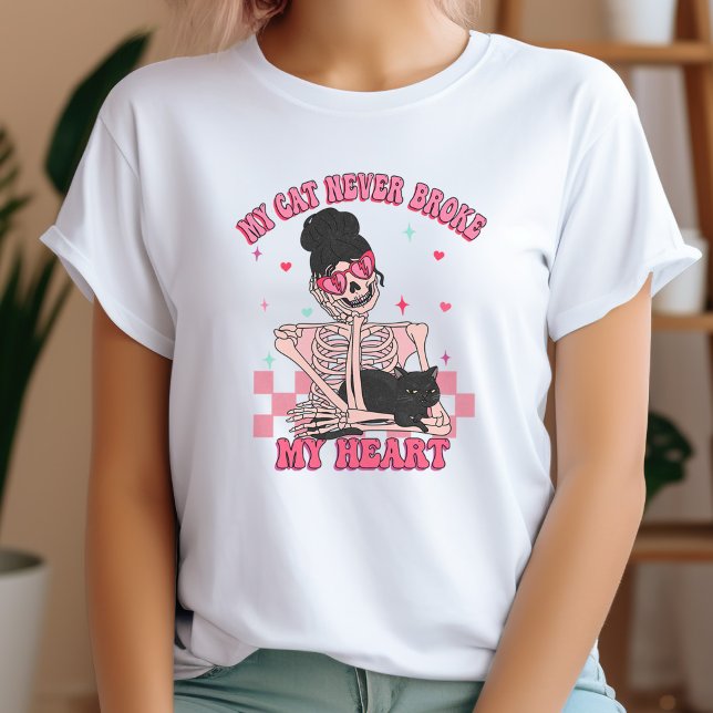 T-shirt Anti Valentine Mon chat ne m'a jamais brisé le coe (Créateur téléchargé)