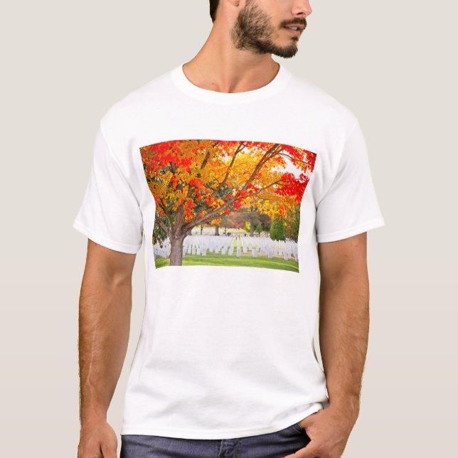 T-shirt Arlington National Cemetery à Autumn (Devant)