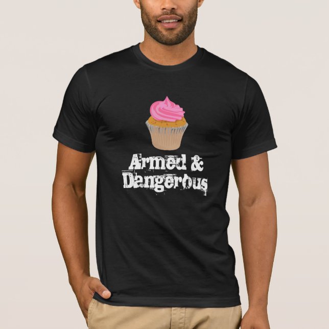 T-shirt Armé et dangereux (Devant)