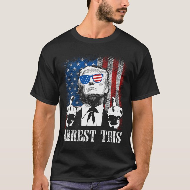 T-shirt Arrestation du drapeau américain Trump 2024 (Devant)