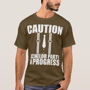 T-shirt Attention, enterrement de vie de garçon en cours