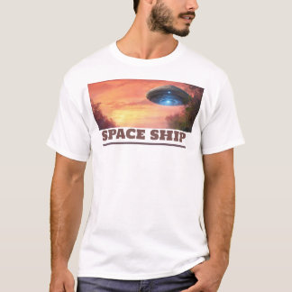T - Shirt auf Raumschiffen