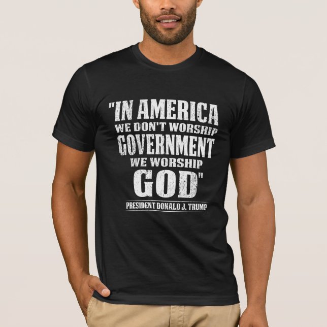 T-shirt aux Etats-Unis, nous n'adorons pas le gouvernement (Devant)