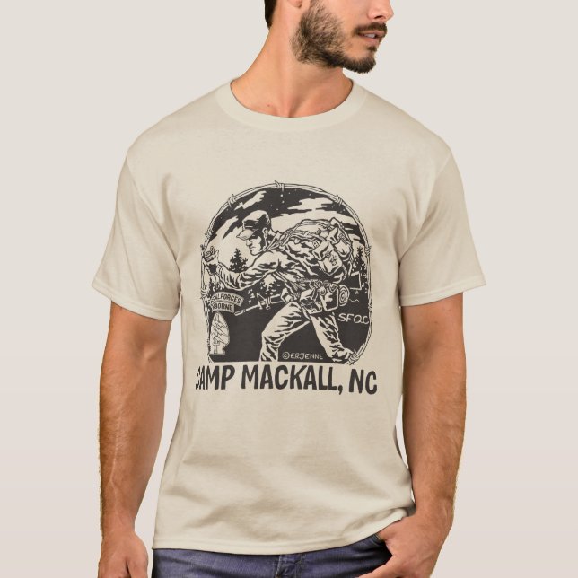 T-shirt Avant "de Mackall de camp" - longue étiquette - (Devant)