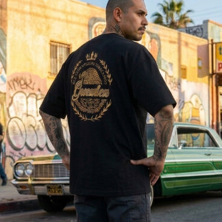 T-shirt avec le nom de famille Gonzalez au dos