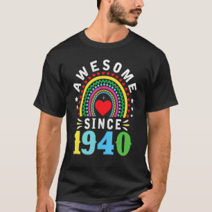 T-shirt Awesome depuis 1940 82e Anniversaire Rainbow Né En