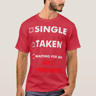 T-shirt Ax Jetant Une Seule Prise En Attente D'Un Jeu Ax
