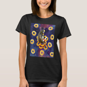 T-shirt Baboon Graduel Sur Les Anneaux D'Oignon Dans L'Esp