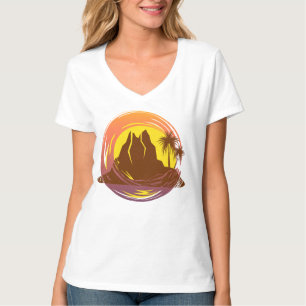 T-shirt Badge avec paysage volcanique tropical et palmiers