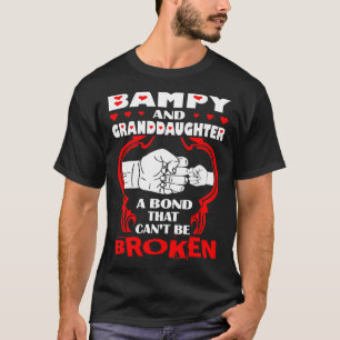 T-shirt Bampy et lien de petite-fille qui biseautent