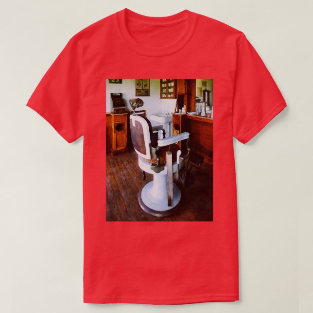 T-shirt Barber-Chaise Et Registre De Trésorerie (Design devant)