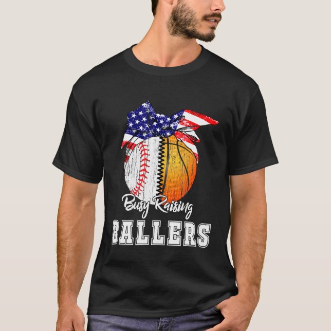 T-shirt Baseball Basketball Mom Busy Raising Ballers Ameri (Devant)