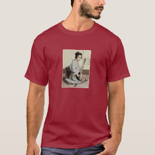 T-shirt basse de geisha