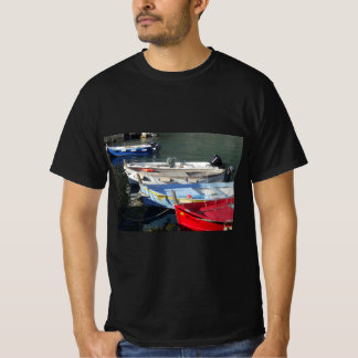 T-shirt Bateaux colorés sur le quai