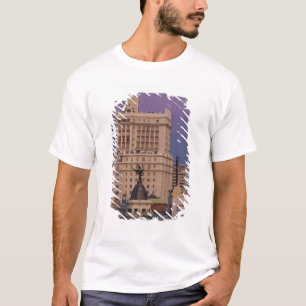 T-shirt Bâtiments le long de Gran Via et Edificio Espana