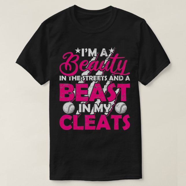 T-shirt Beast Beast dans mes Cleats Softball Player (Design devant)