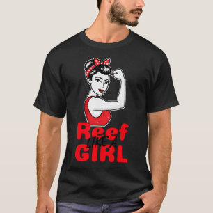 T-shirt Belle fille sirène avec une longue queue de poisso