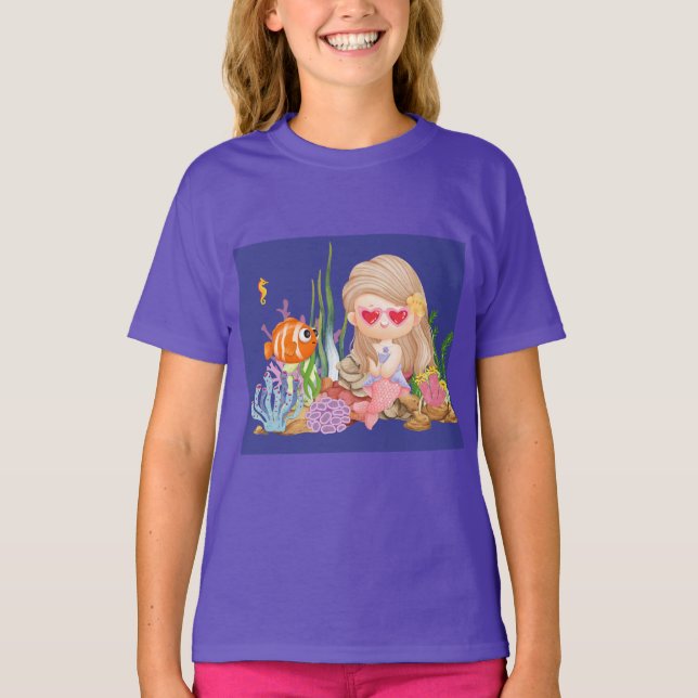 T-shirt Belle sirène BRUNET HAIR jouant dans la mer (Devant)