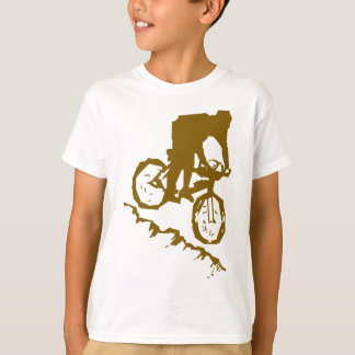 T-shirt Bicyclette faisante du vélo de montagne