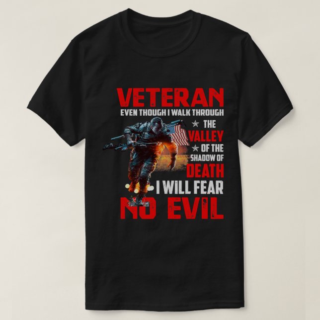 T-shirt Bien que je marche à travers l'ancien combattant d (Design devant)