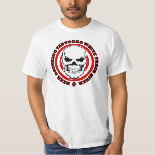 T-shirt Bière buvant le cycliste tatoué de déchets blan