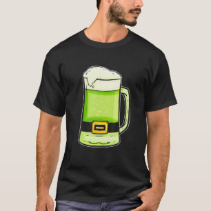 T-shirt Bière verte avec ceinture noire le jour de la Sain