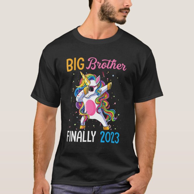 T-shirt Big Brother Enfin 2023 Grossesse Faire-part Un (Devant)